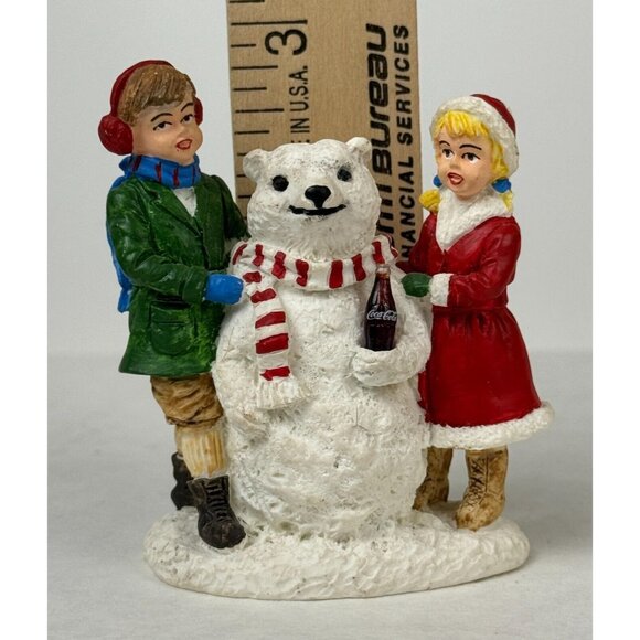 Coca-Cola Town Square Collection Figurine Set With Benches 1994 Snowbear Vintage - Picture 10 of 15